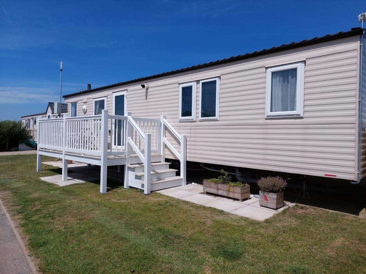 Вилла Grouse 54, Scratby - California Cliffs, Parkdean, Sleeps 6, Pet Friendly, Bed Linen, Towels And Wi-Fi Included Экстерьер фото
