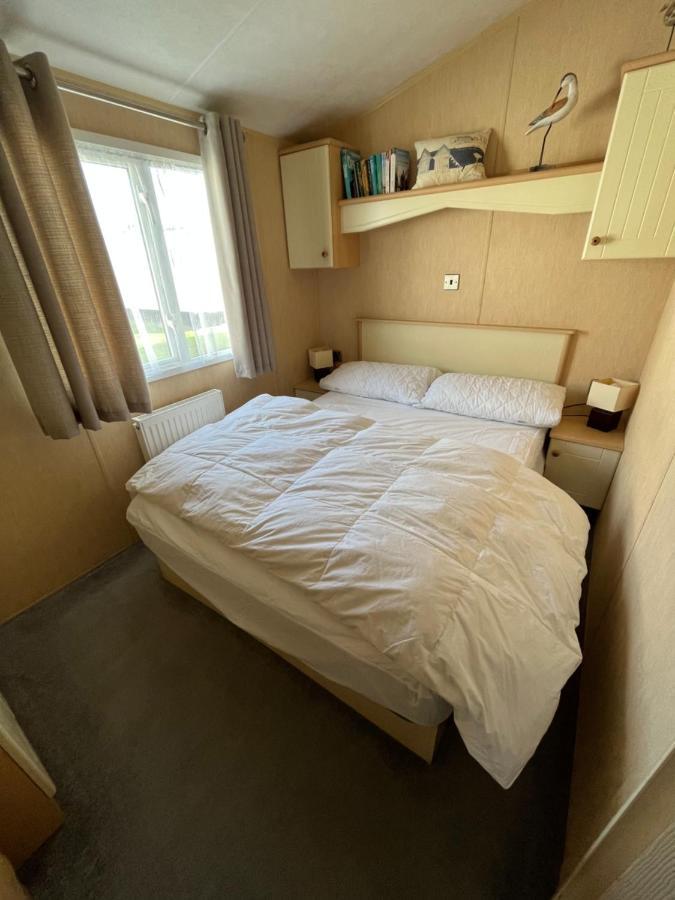 Вилла Grouse 54, Scratby - California Cliffs, Parkdean, Sleeps 6, Pet Friendly, Bed Linen, Towels And Wi-Fi Included Экстерьер фото