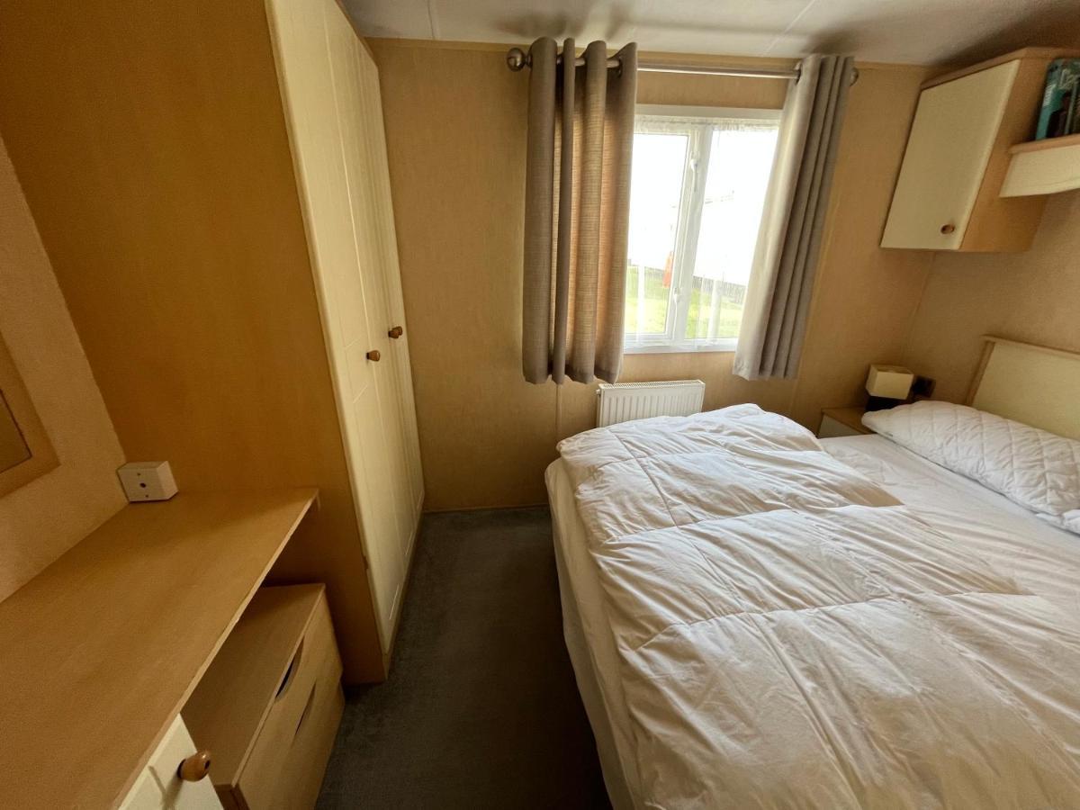 Вилла Grouse 54, Scratby - California Cliffs, Parkdean, Sleeps 6, Pet Friendly, Bed Linen, Towels And Wi-Fi Included Экстерьер фото