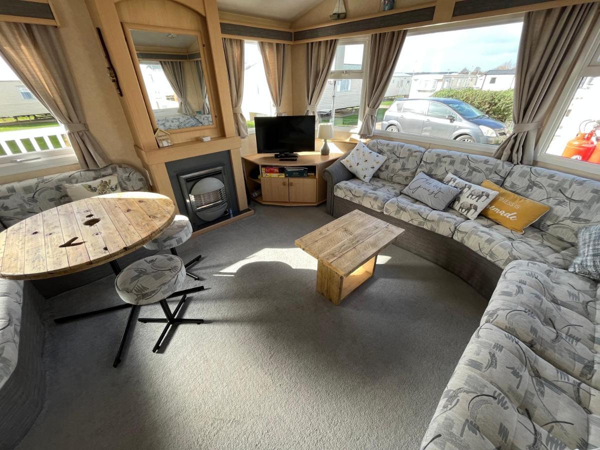Вилла Grouse 54, Scratby - California Cliffs, Parkdean, Sleeps 6, Pet Friendly, Bed Linen, Towels And Wi-Fi Included Экстерьер фото