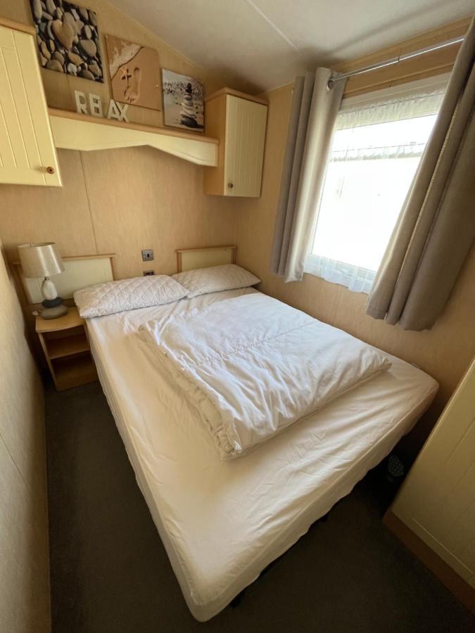 Вилла Grouse 54, Scratby - California Cliffs, Parkdean, Sleeps 6, Pet Friendly, Bed Linen, Towels And Wi-Fi Included Экстерьер фото